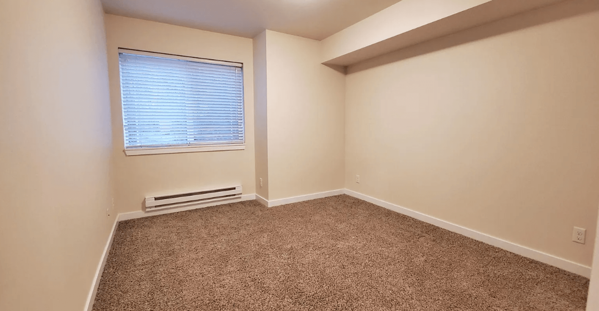 Kent Apartment: 10836 SE 204th Street