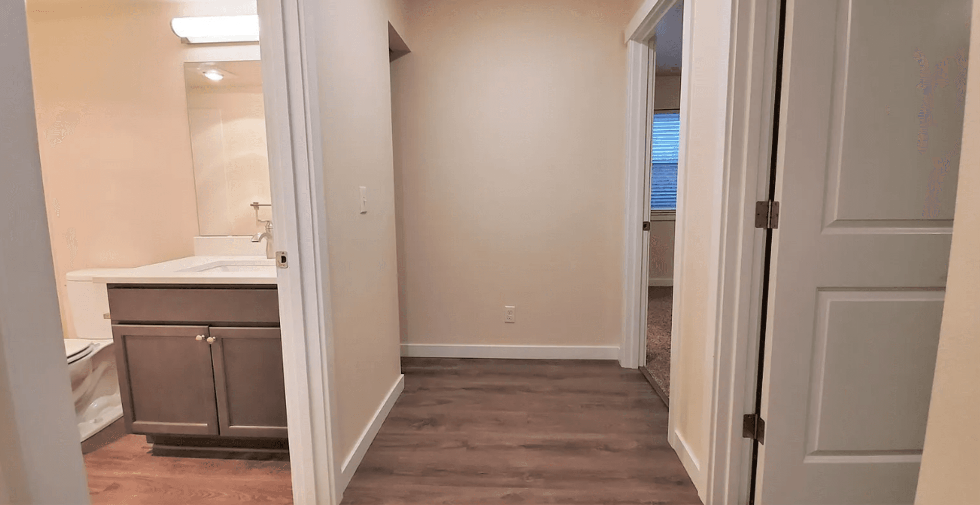 Kent Apartment: 10836 SE 204th Street