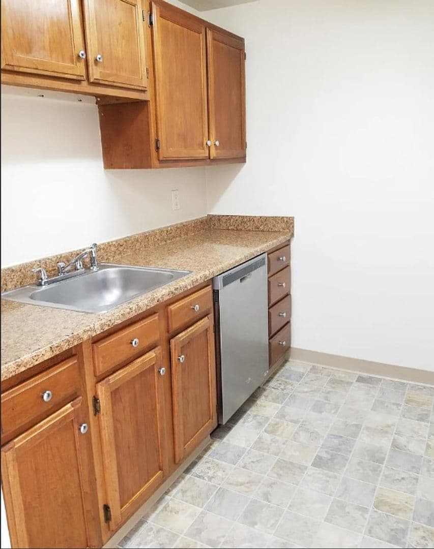 Seattle Apartment: 10725 Myers Way South
