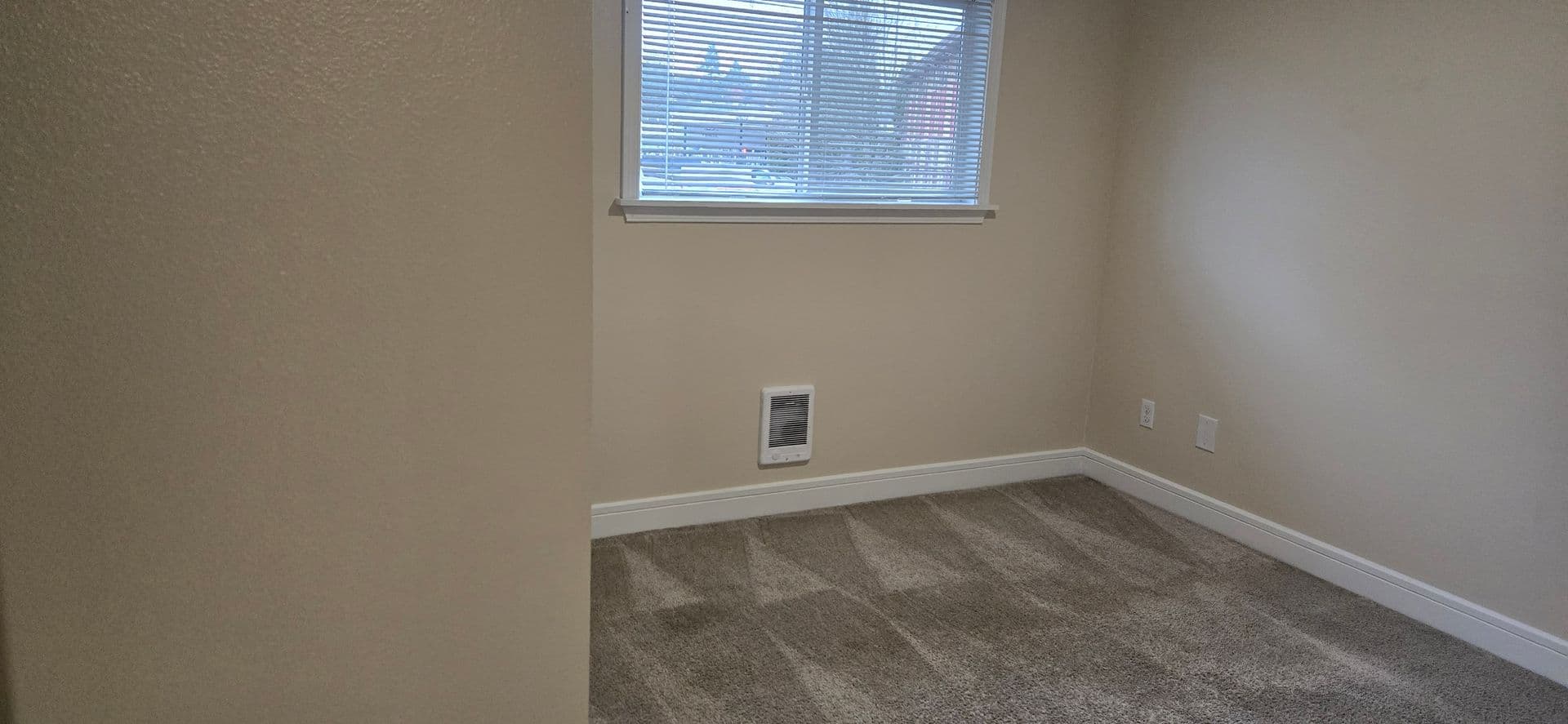 Burien Apartment: 149 SW 160th Street