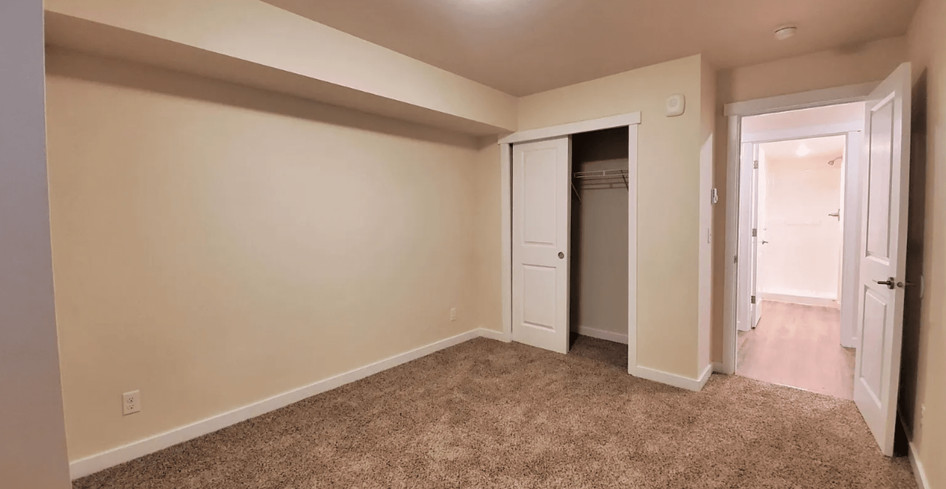 Kent Apartment: 10836 SE 204th Street