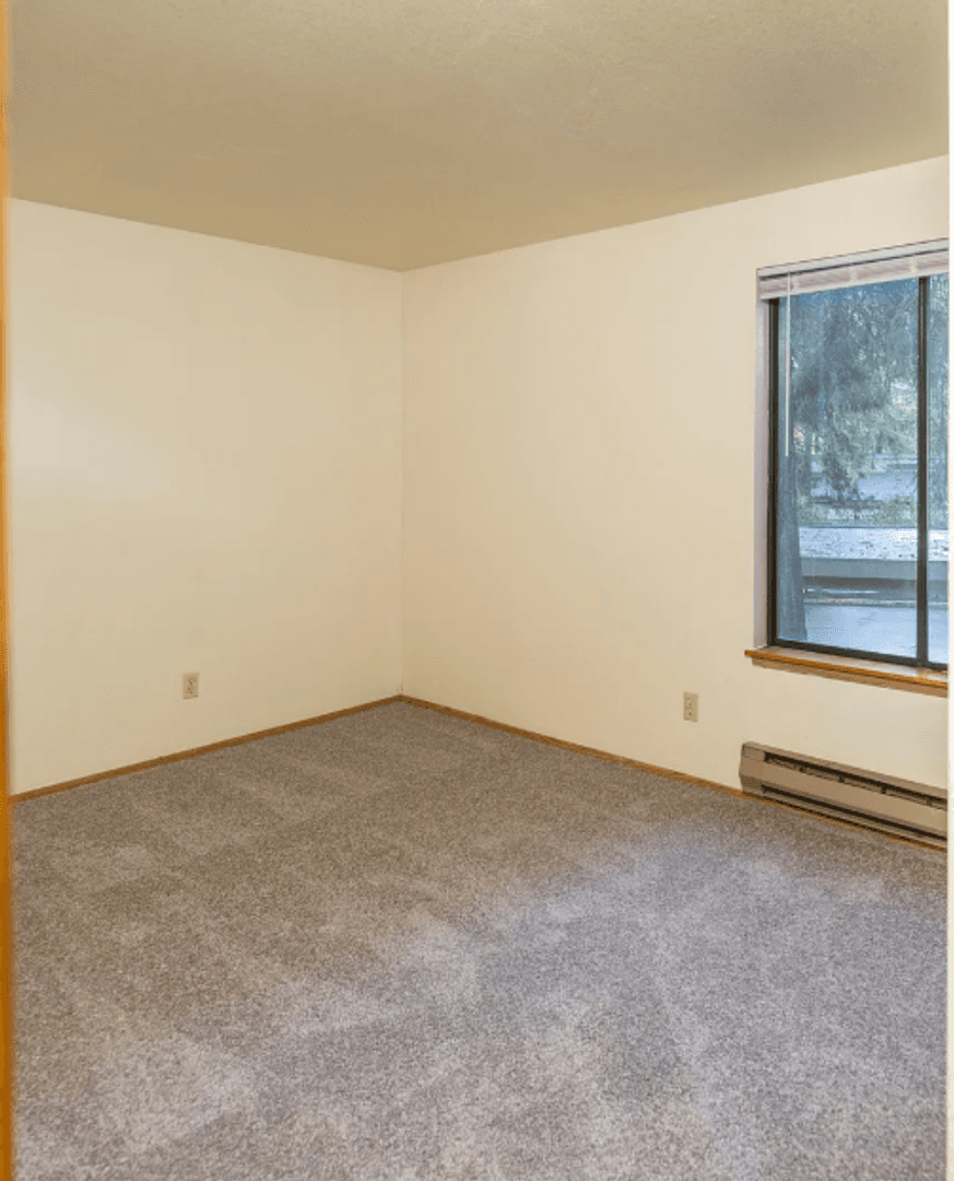 Federal Way Apartment: 117 South 330th Street