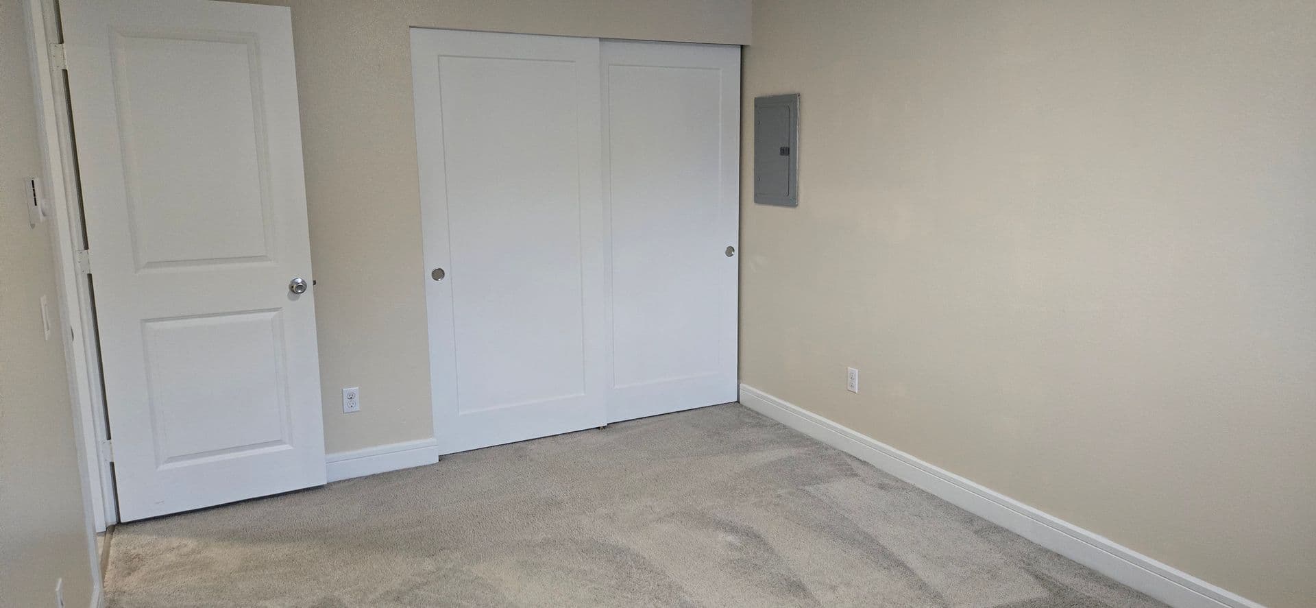 Burien Apartment: 149 SW 160th Street