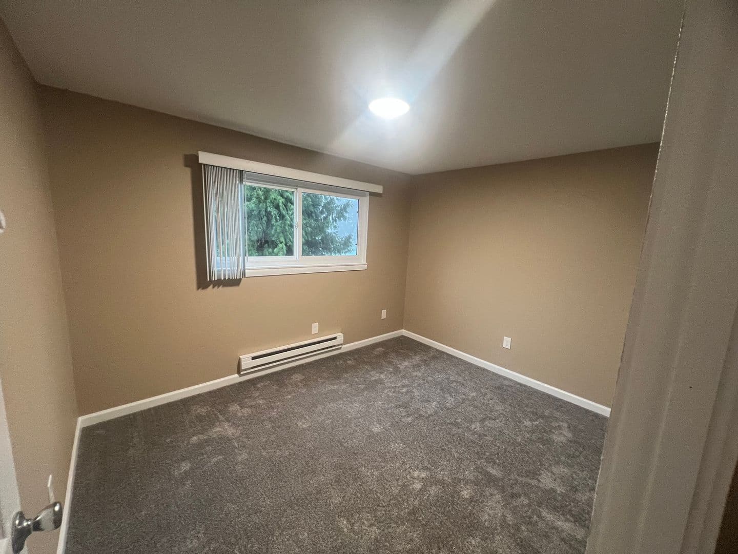 Bonney Lake Apartment: 8313 Myers Road E, Apt 11