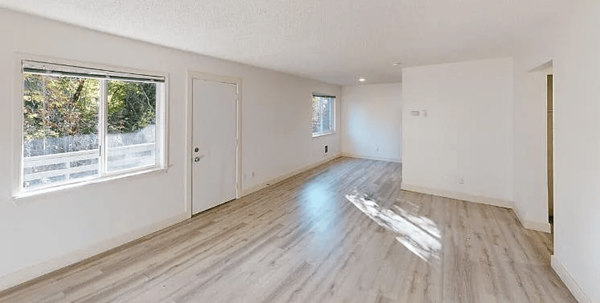 Burien Apartment: 149 SW 160th Street