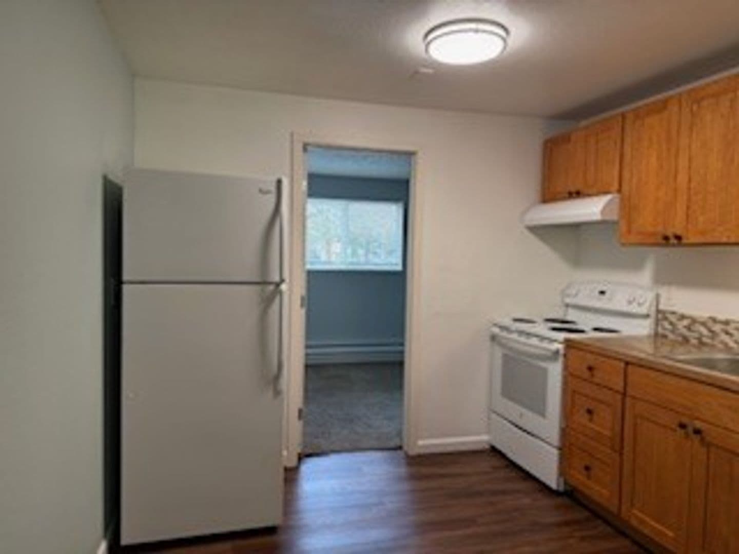 Auburn Apartment: 2935 "O" St SE, #65