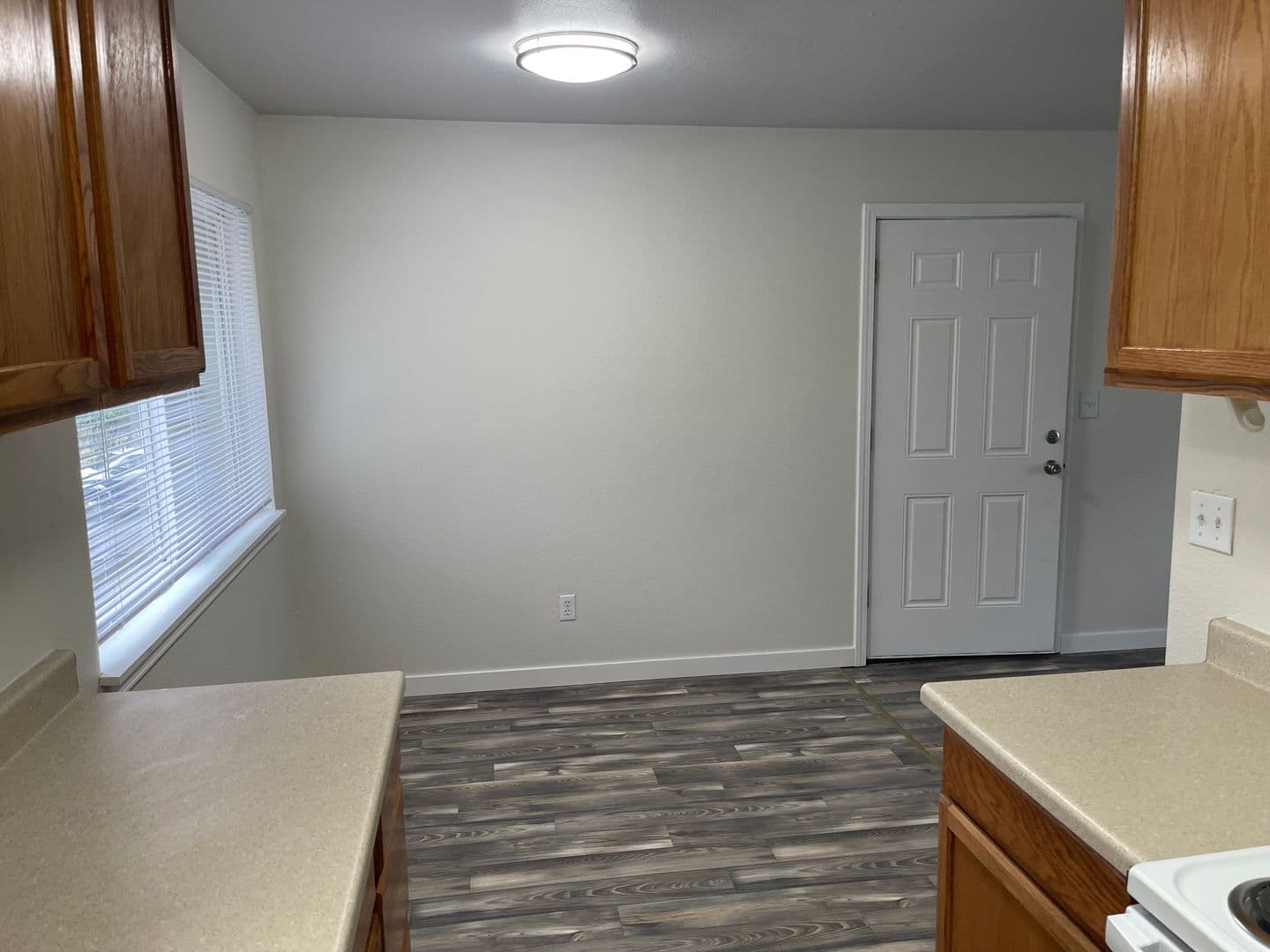 Lakewood Apartment: 13020 Lincoln Ave SW
