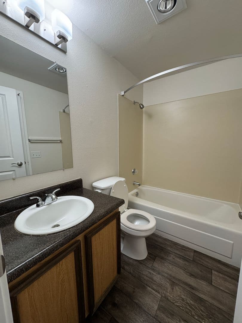 Bremerton Apartment: 263 Weatherstone Lane NE