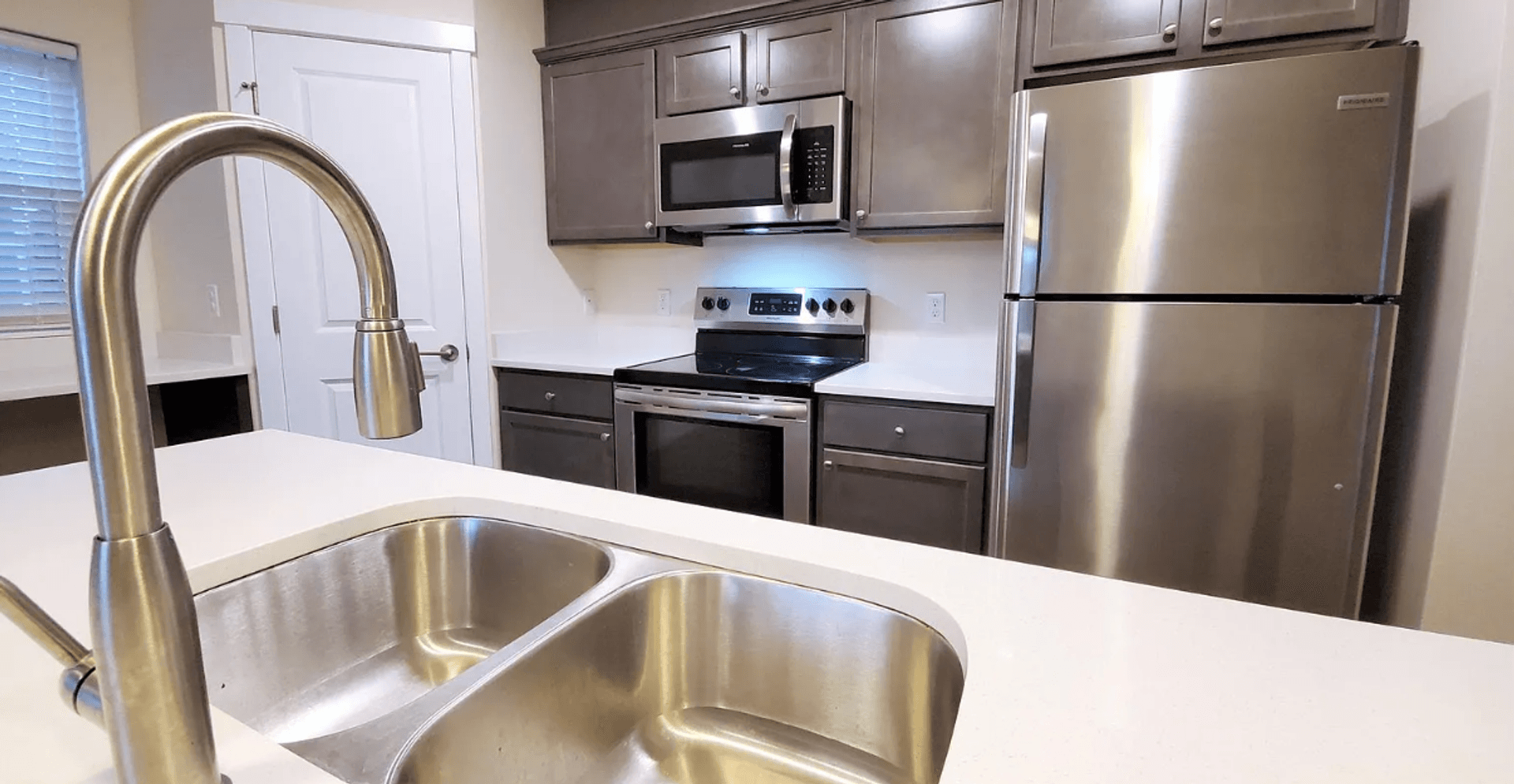 Kent Apartment: 10836 SE 204th Street