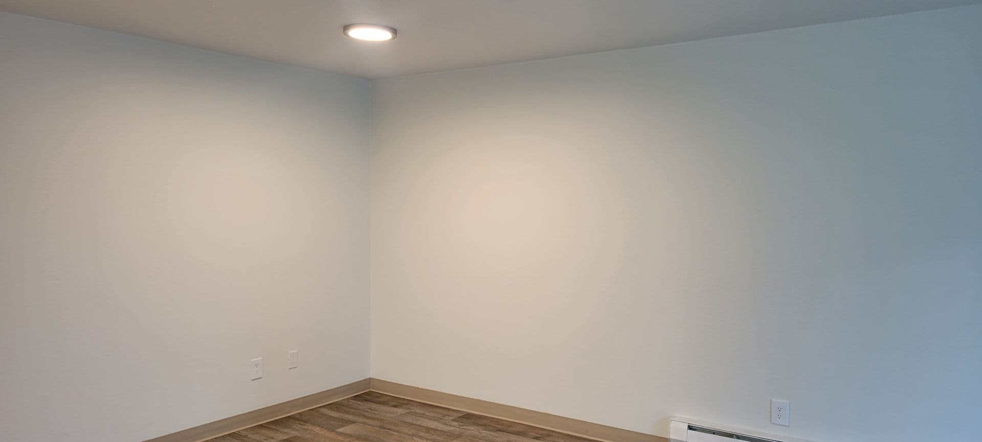 Burien Apartment: 12311 Ambaum Blvd SW & 1214 SW 124th Street