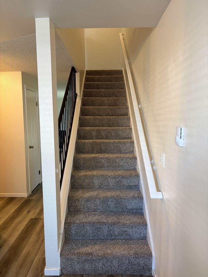 Federal Way Apartment: 29 South 342nd Place