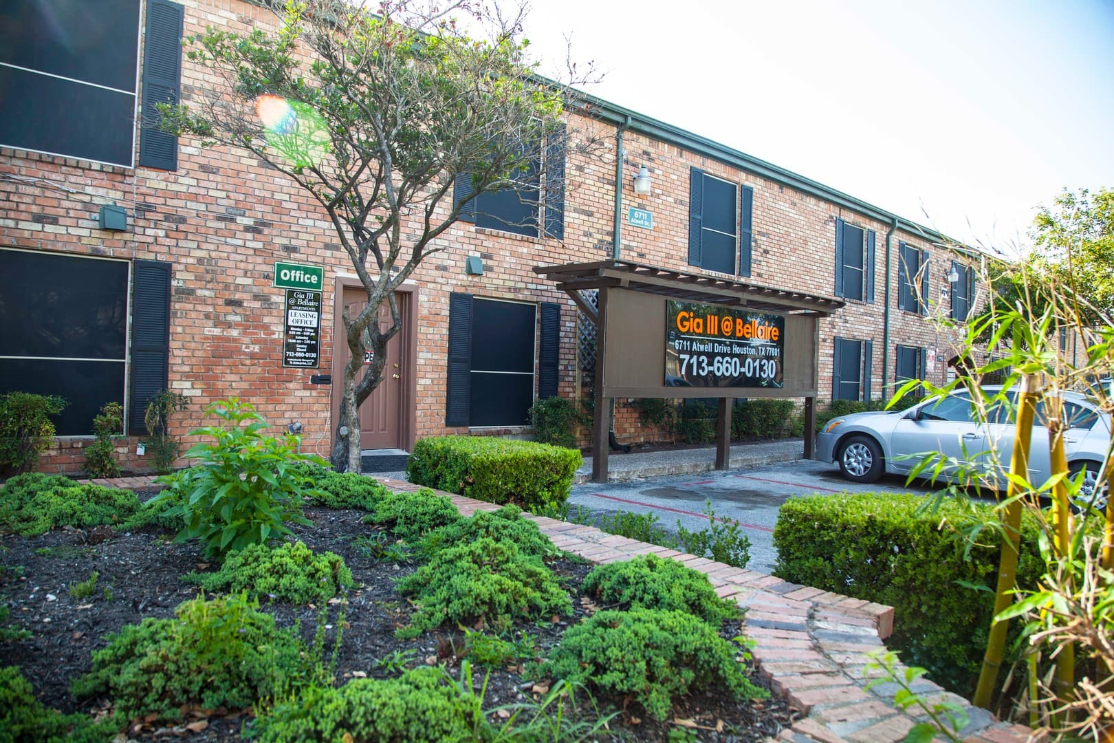 Houston Apartment: 6655 Dashwood & 6711 Atwell Dr