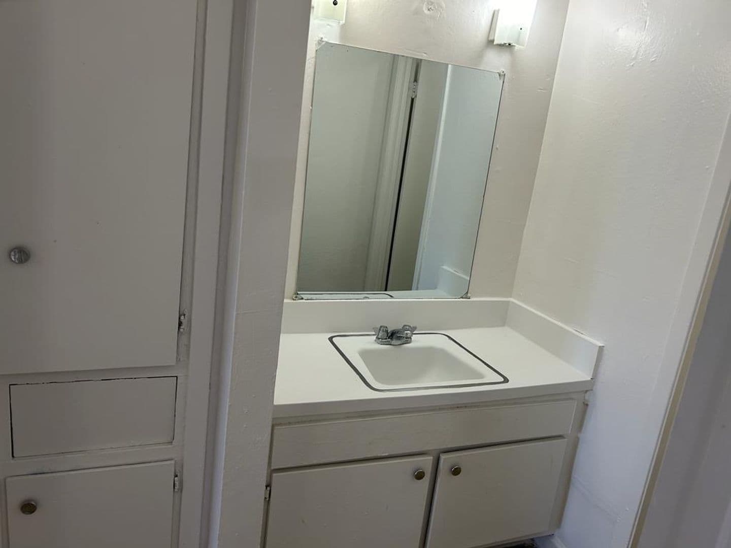 Houston Apartment: 7429 Long Point Drive
