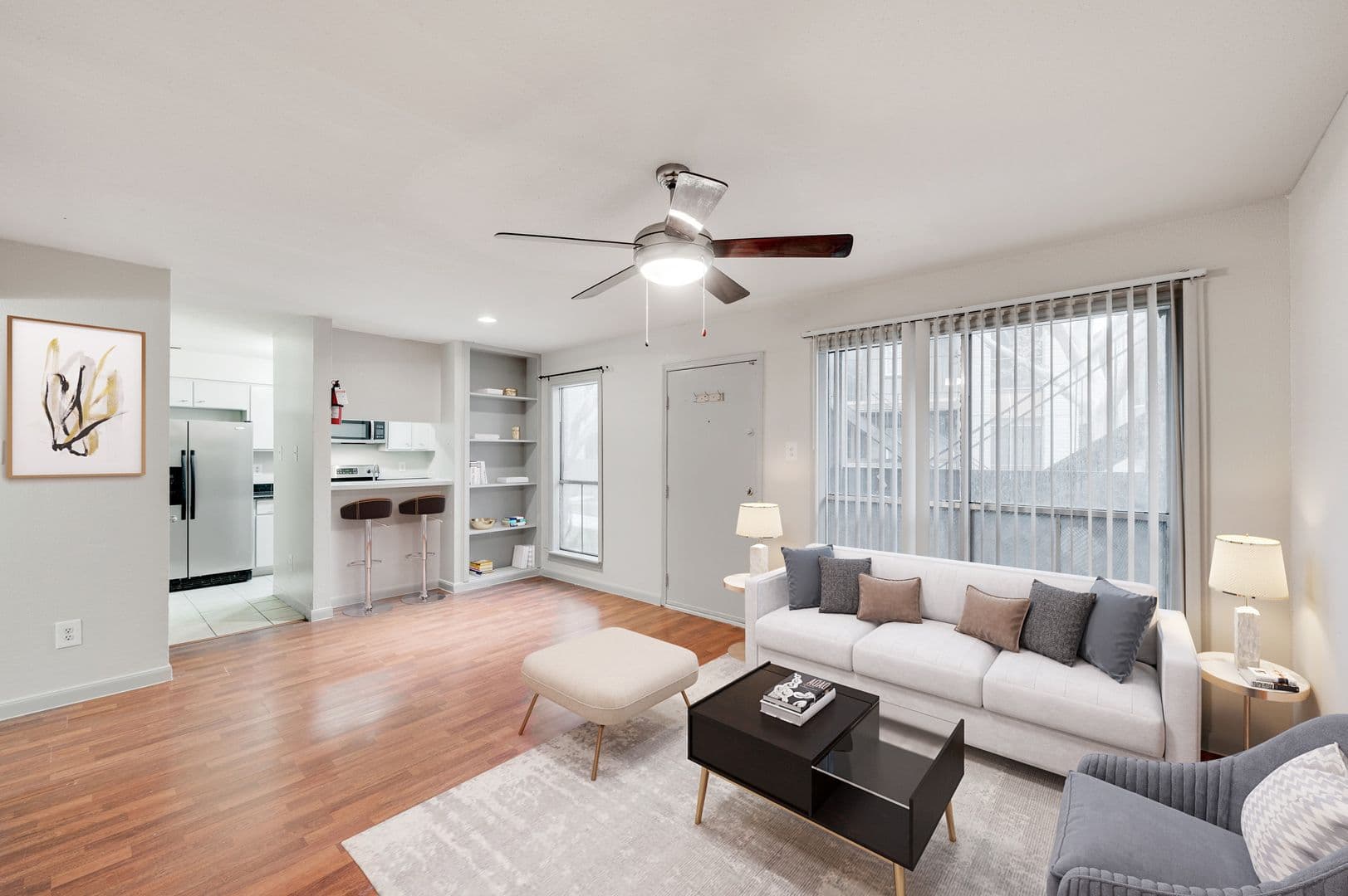 Houston Apartment: 10010 West Park Dr.