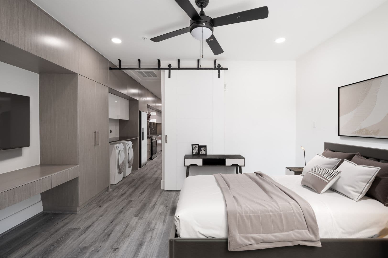 Houston Apartment: 1846 Richmond Avenue