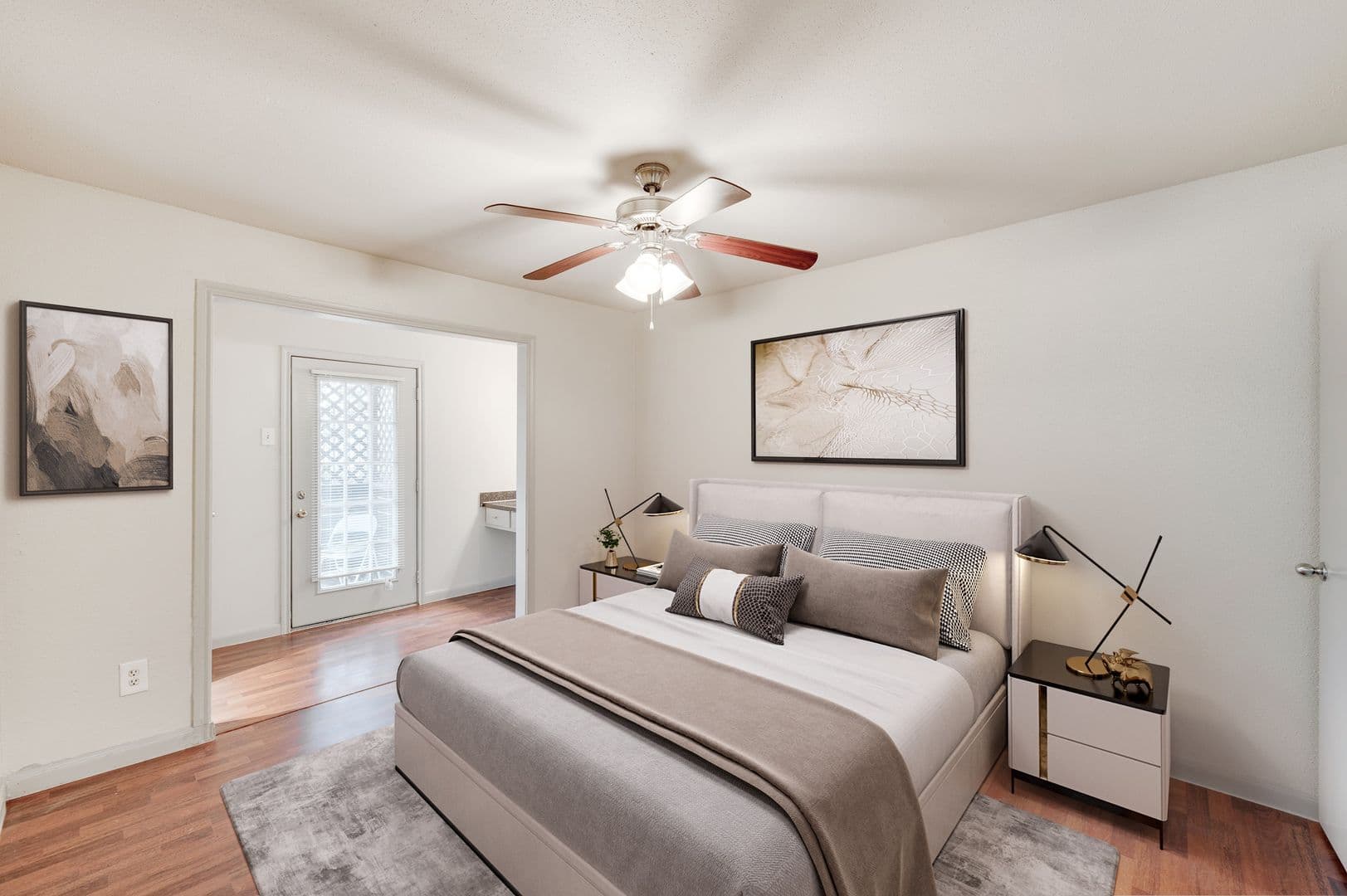 Houston Apartment: 10010 West Park Dr.
