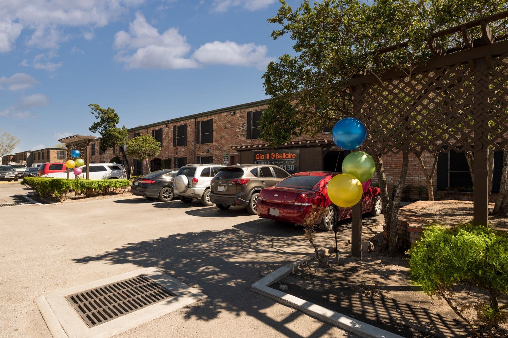Houston Apartment: 6655 Dashwood & 6711 Atwell Dr