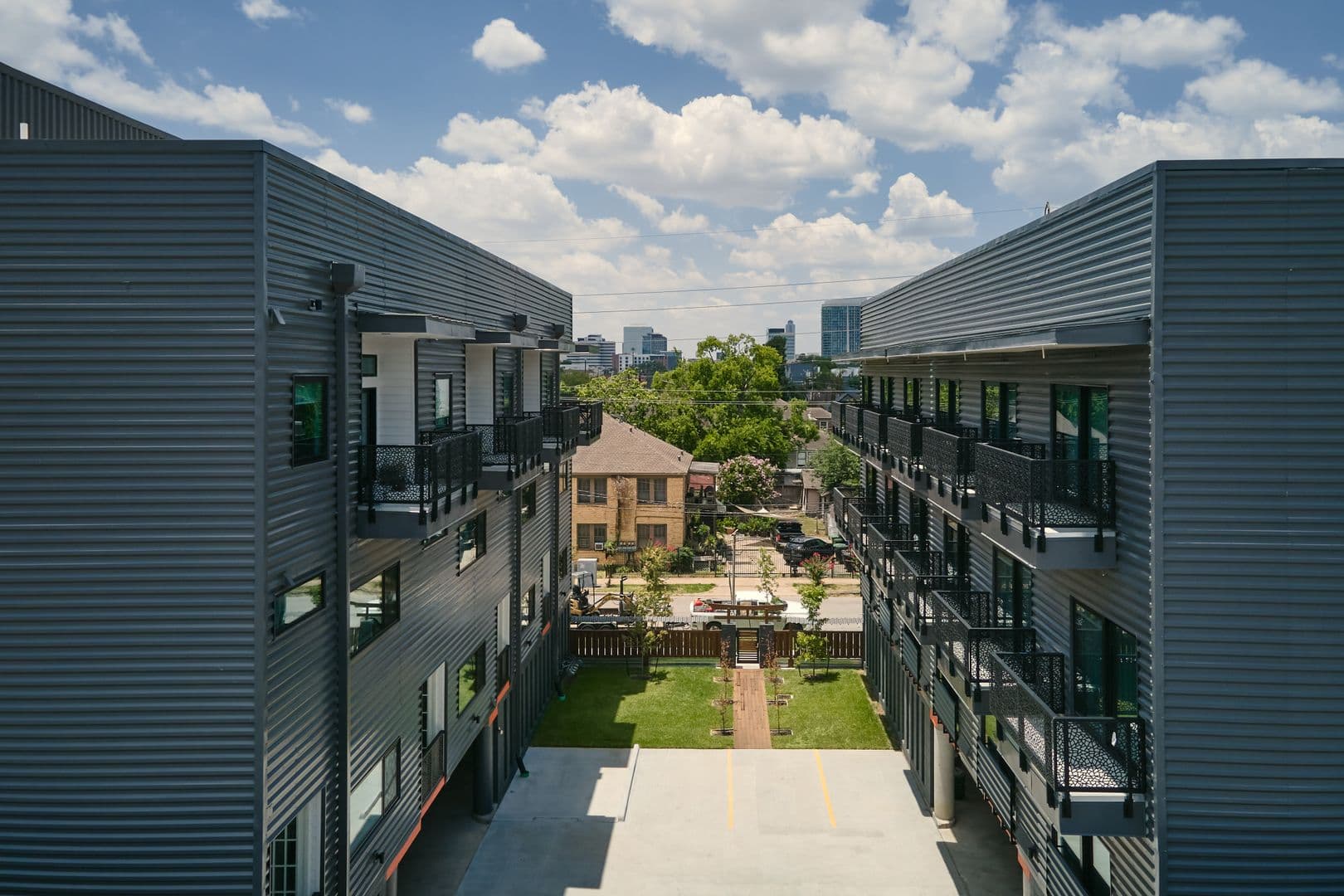 Houston Apartment: 1846 Richmond Avenue