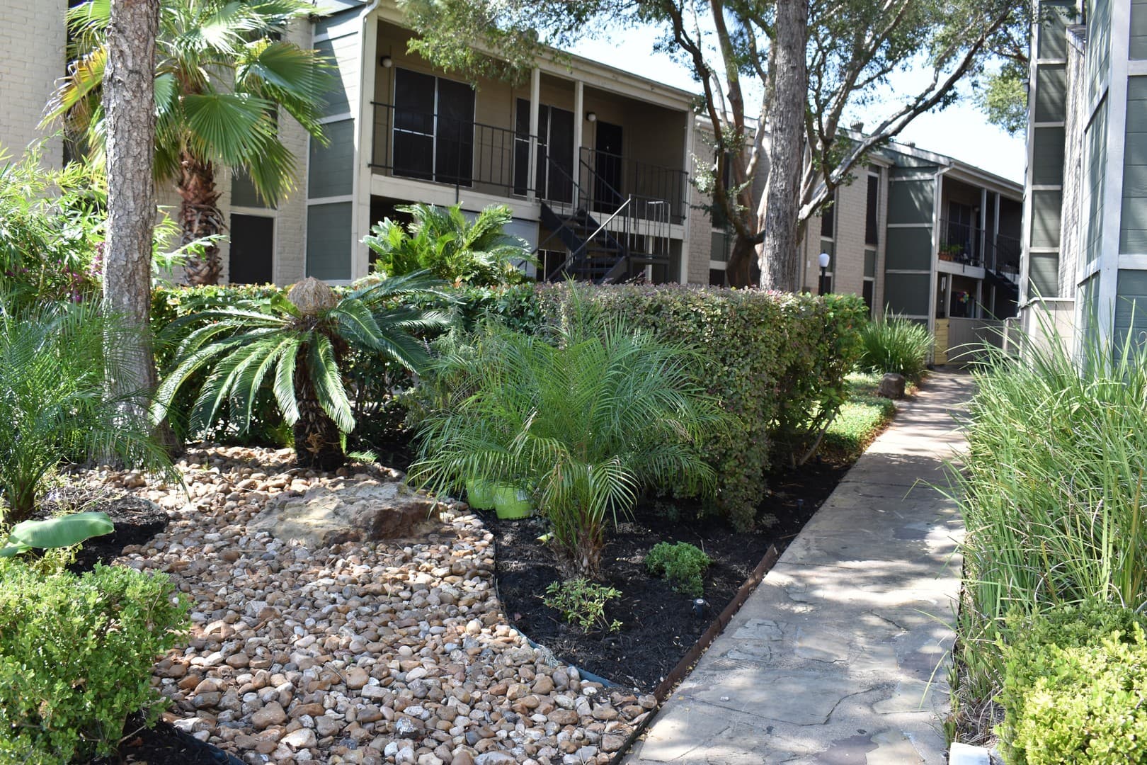 Houston Apartment: 10010 West Park Dr.