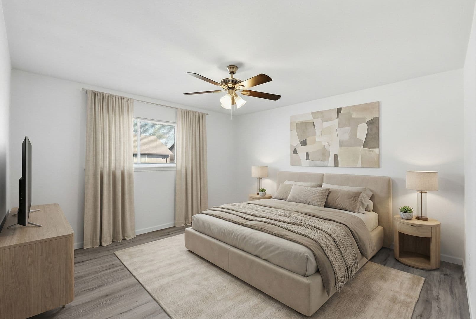 Houston Apartment: 1521 Sherwood Forest
