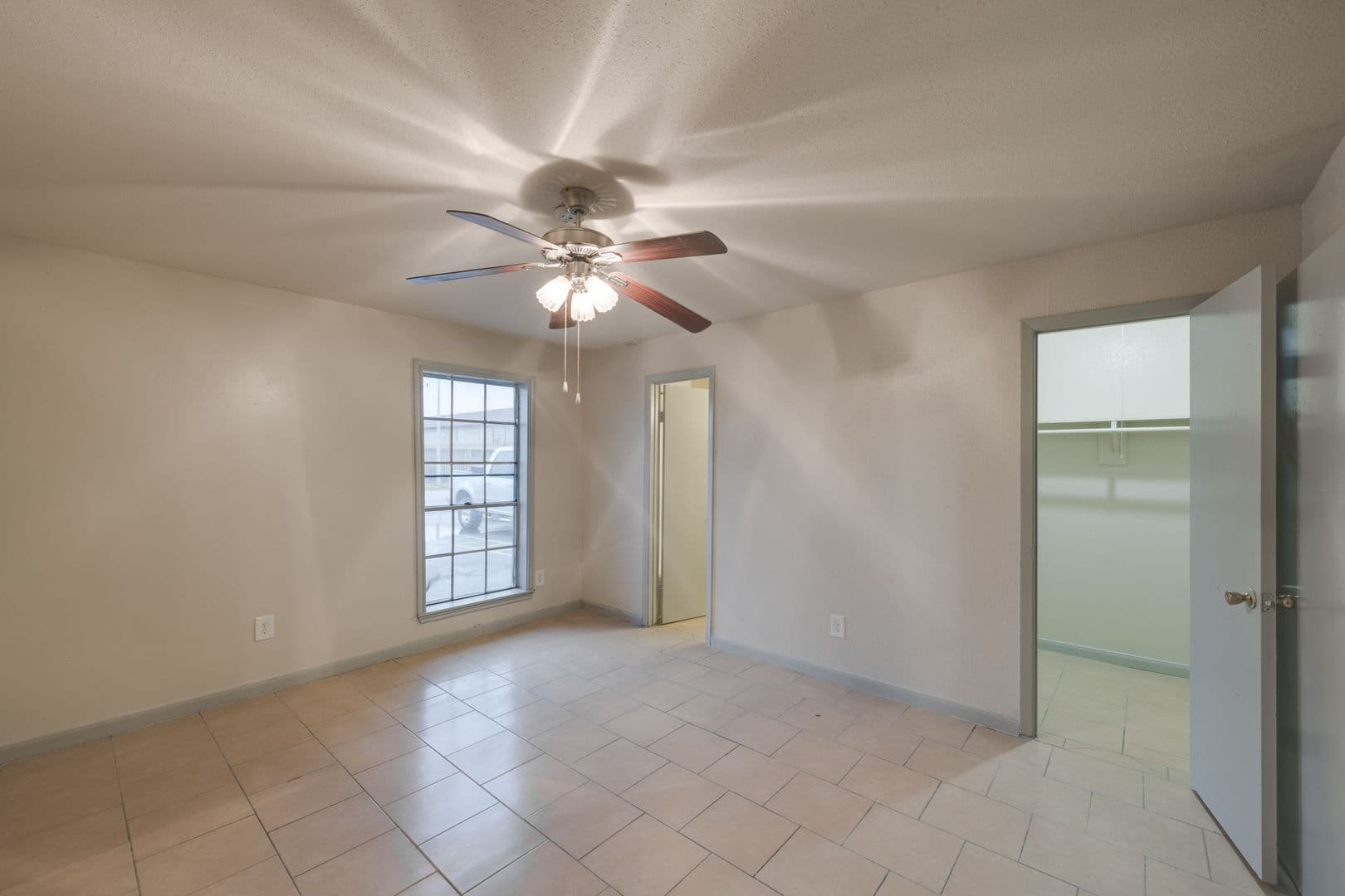 Houston Apartment: 6655 Dashwood & 6711 Atwell Dr