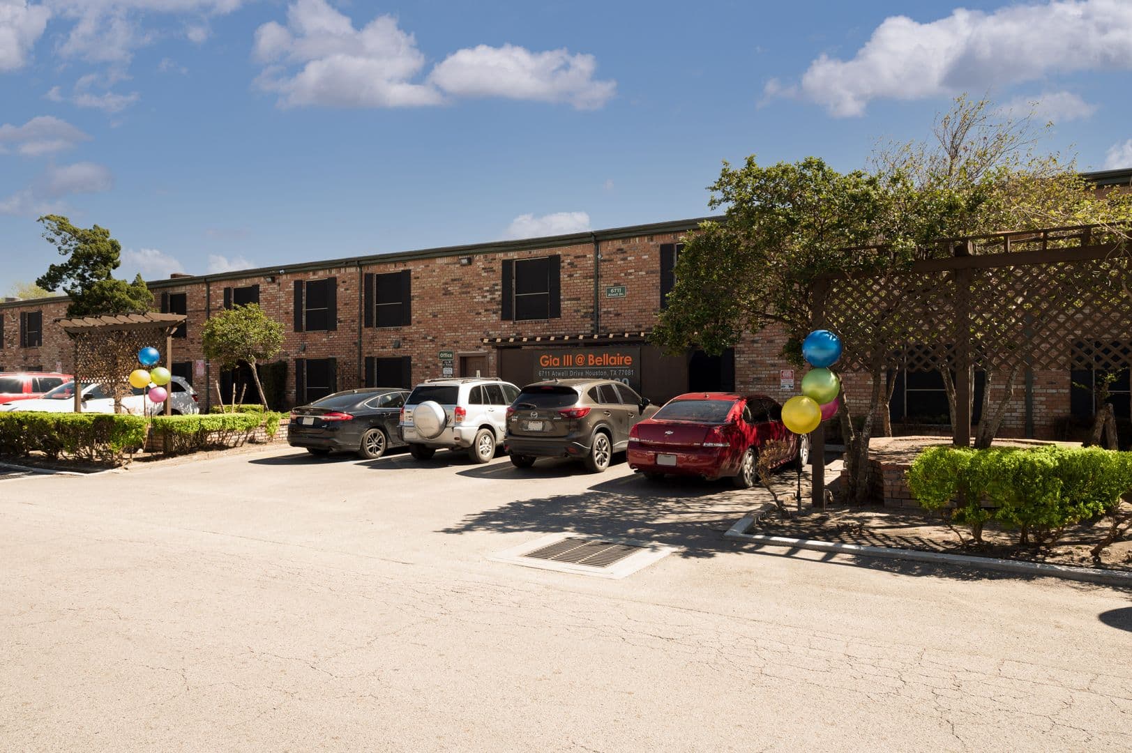 Houston Apartment: 6655 Dashwood & 6711 Atwell Dr