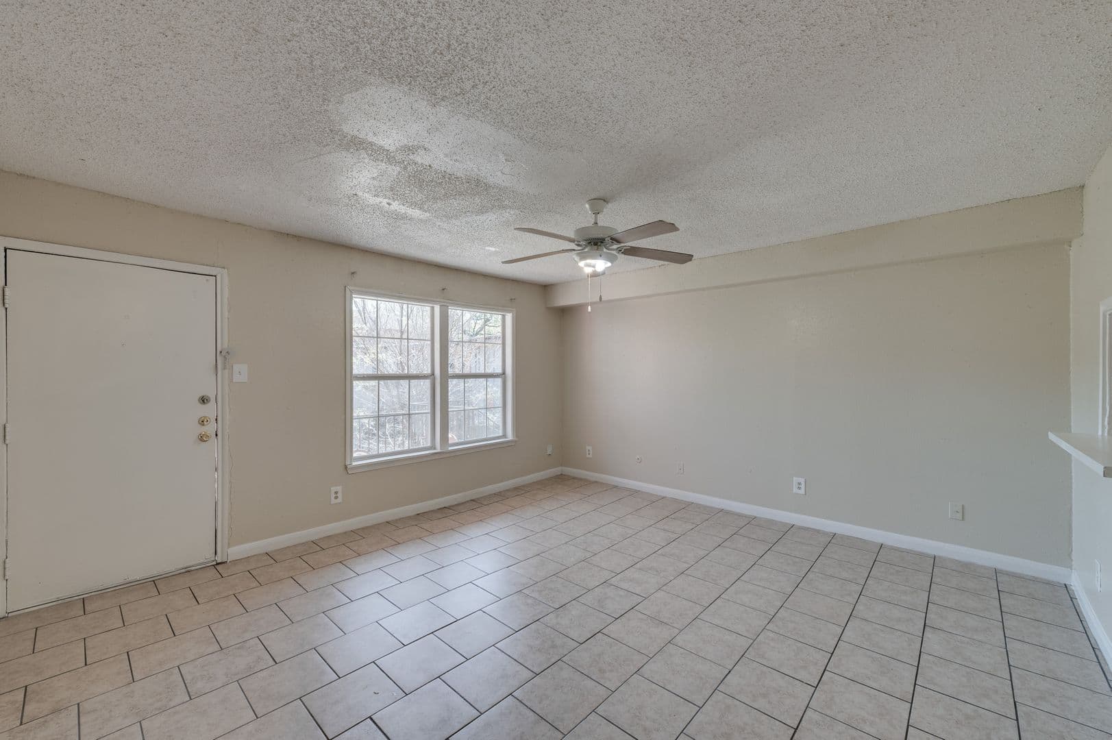 Houston Apartment: 6120 Bellaire Blvd.