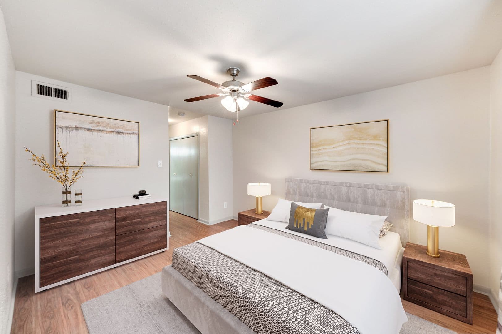 Houston Apartment: 10010 West Park Dr.