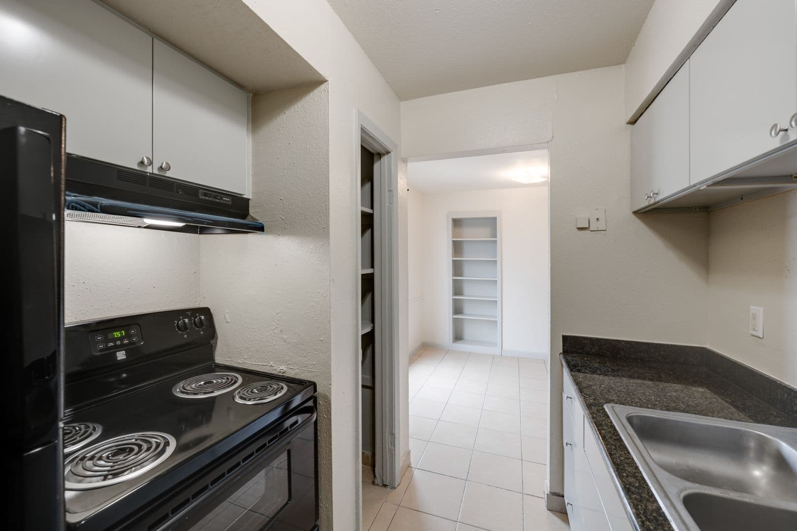 Houston Apartment: 6655 Dashwood & 6711 Atwell Dr