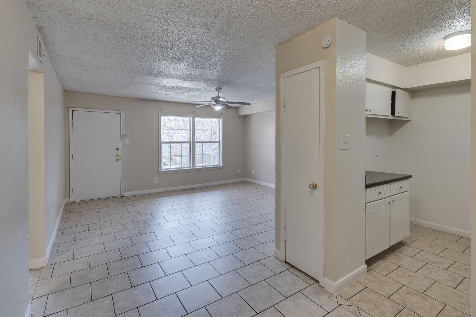 Houston Apartment: 6120 Bellaire Blvd.
