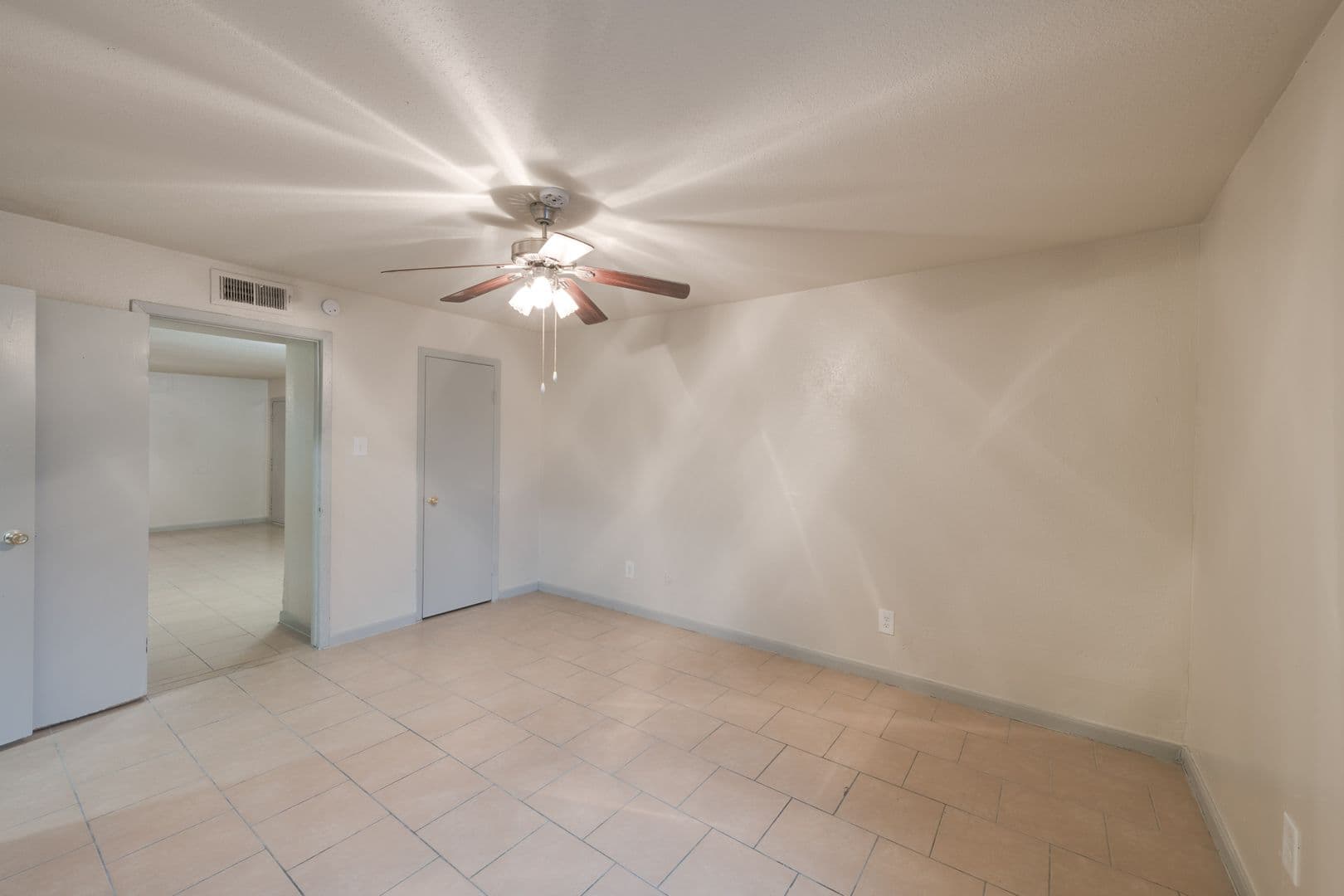 Houston Apartment: 6655 Dashwood & 6711 Atwell Dr