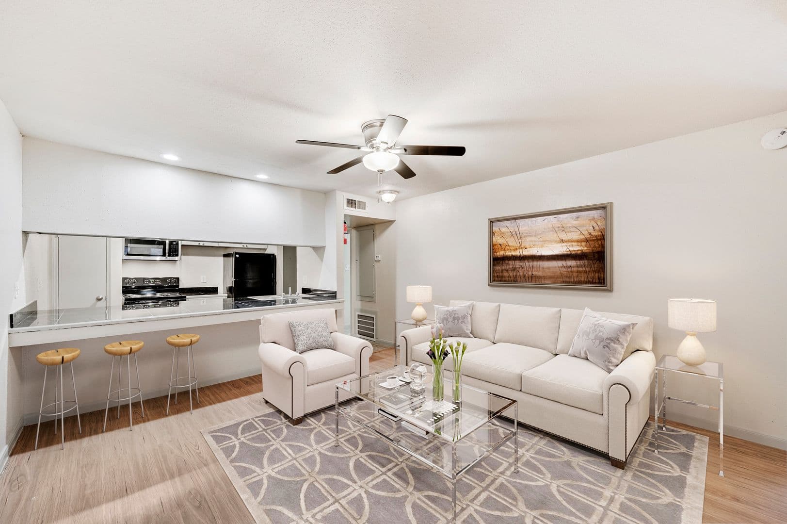 Houston Apartment: 10010 West Park Dr.