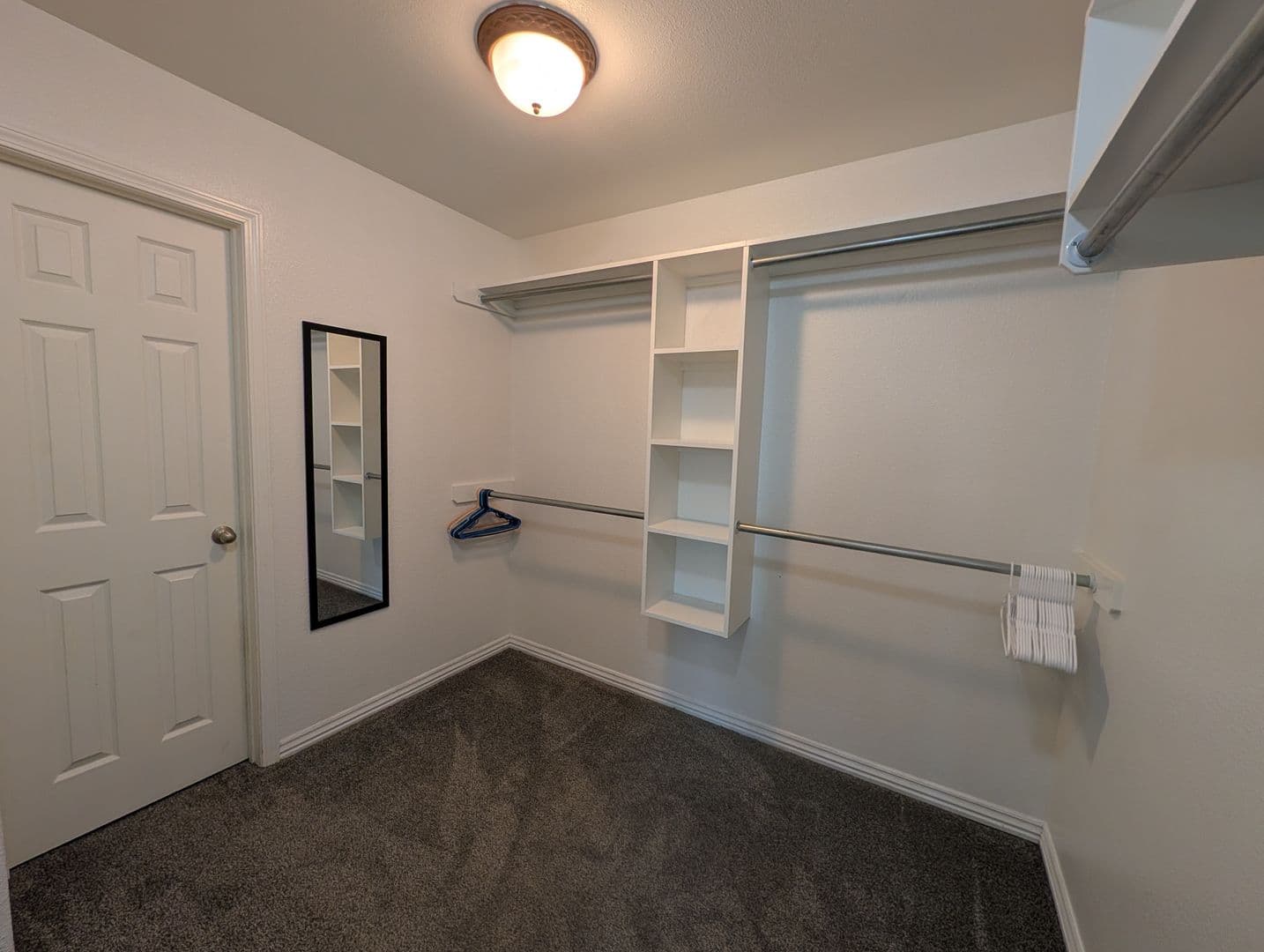 Pryor House: 360 Haley Cr