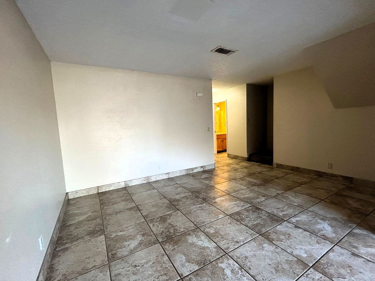 Red Bluff House: 122 Amberidge Dr.
