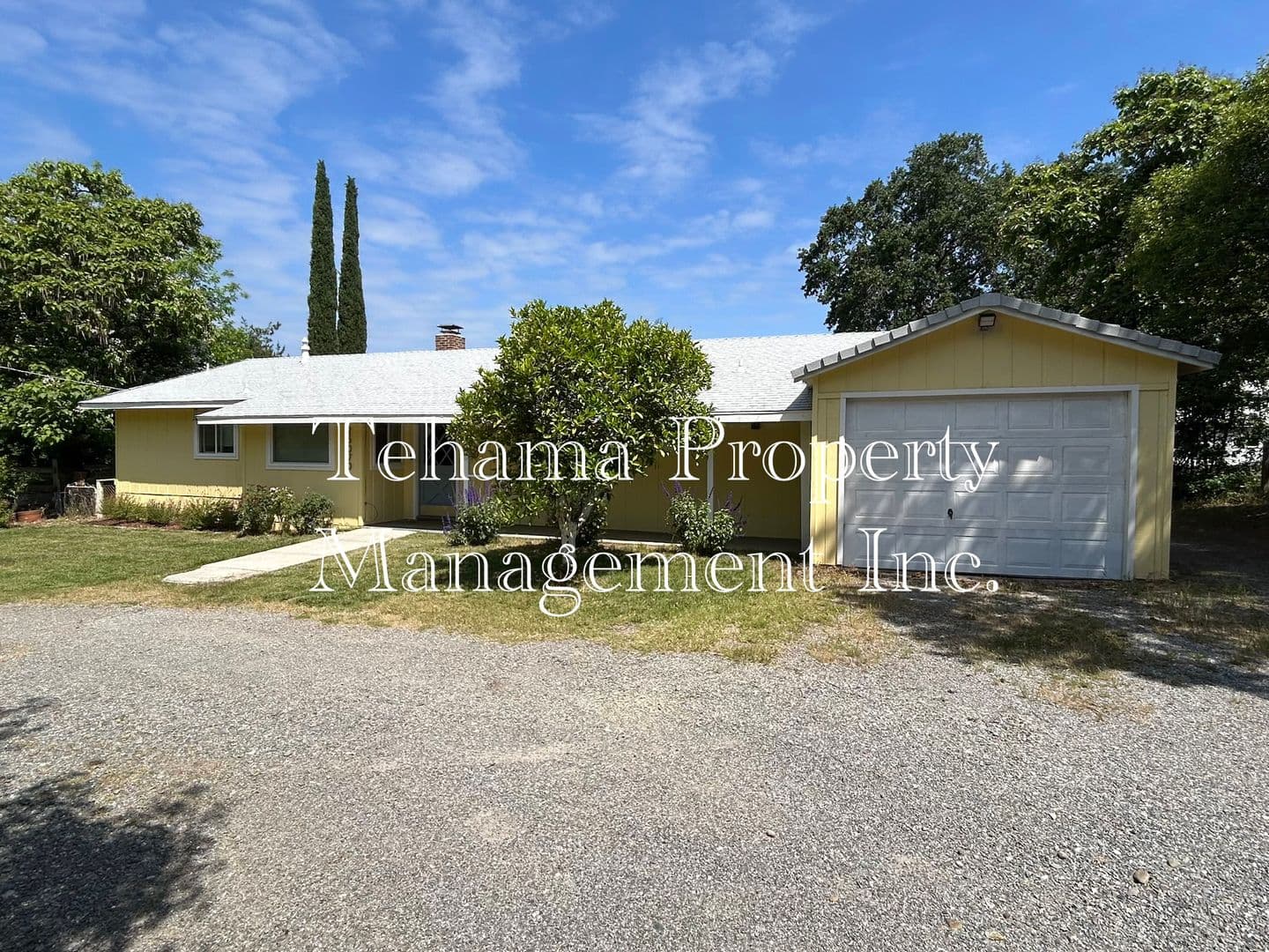 Los Molinos House: 25070 Tehama Vina Rd