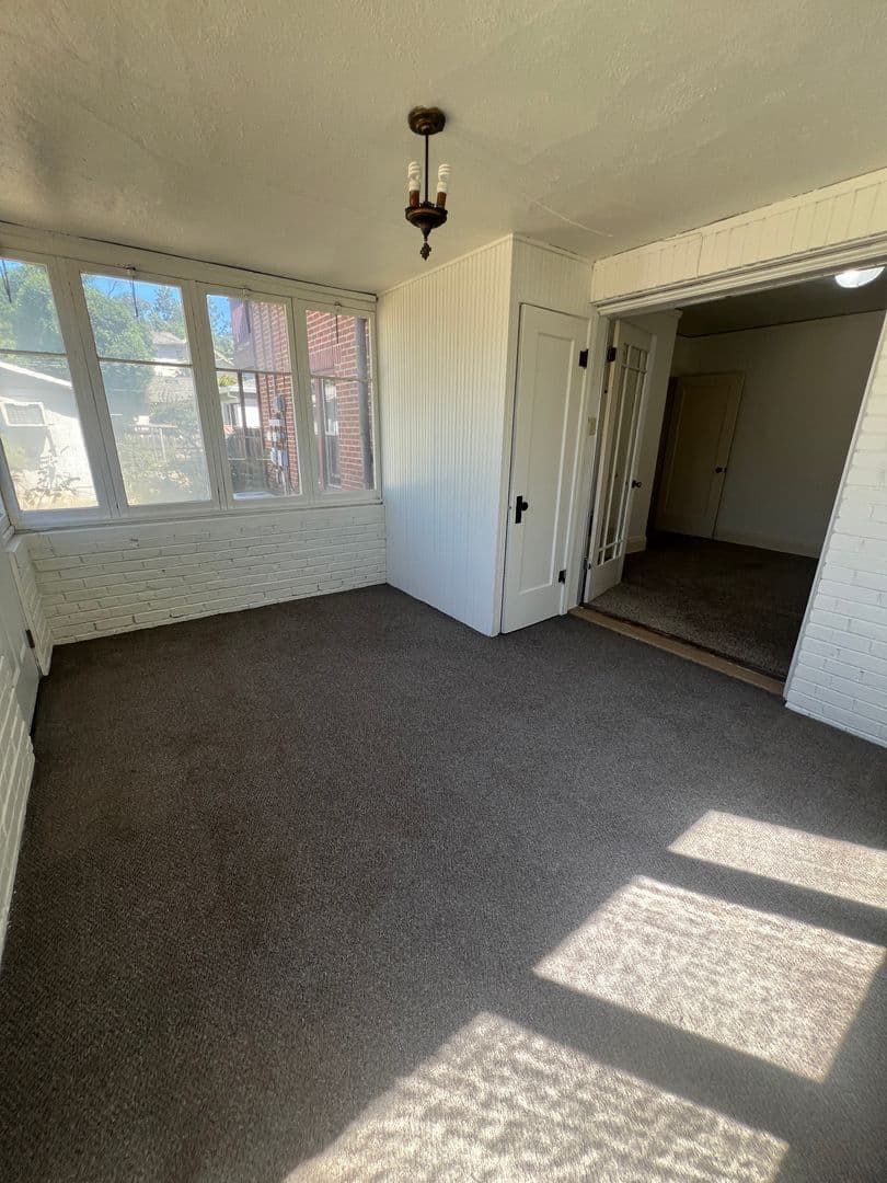 Red Bluff Apartment: 925 Lincoln Street