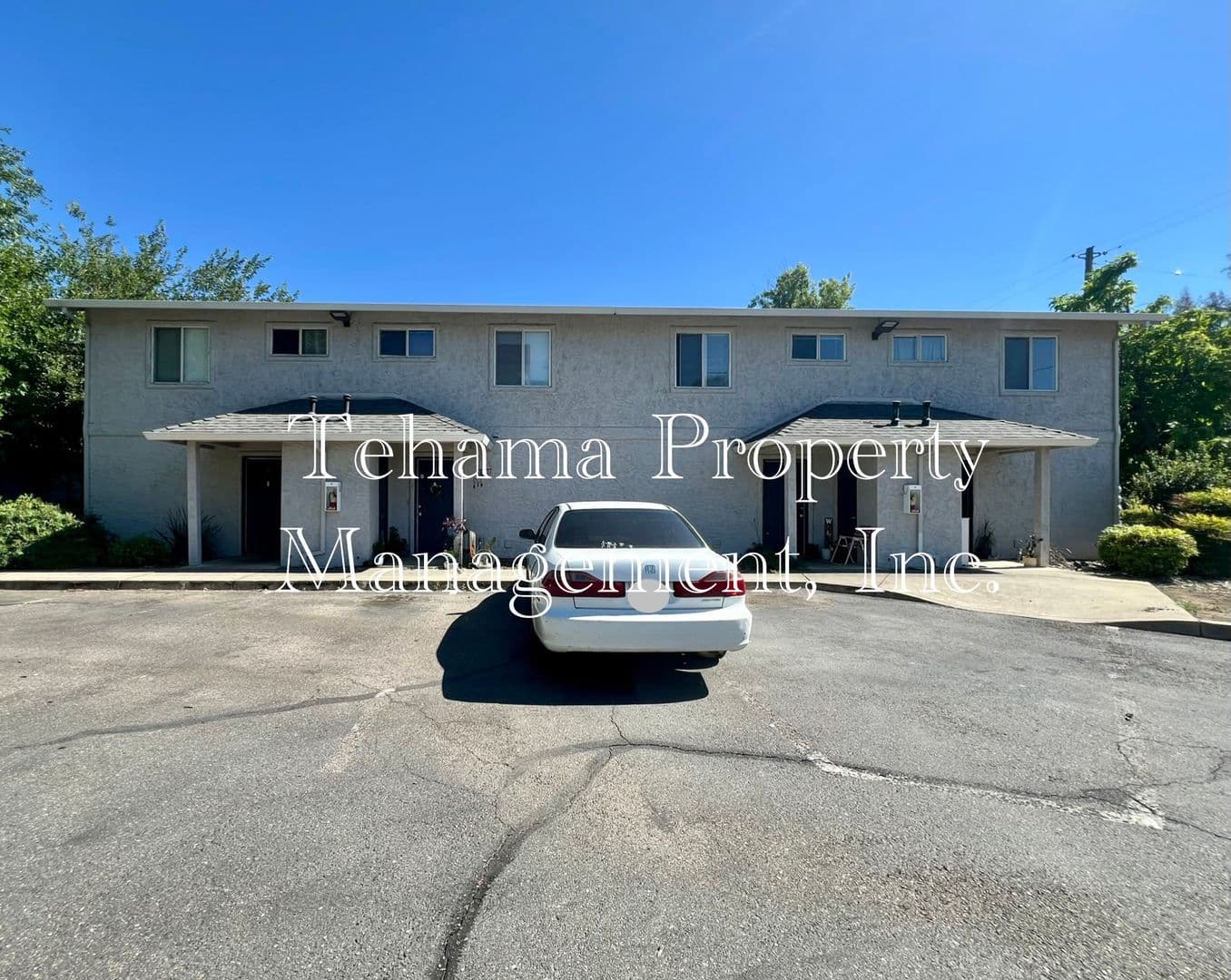 Red Bluff Apartment: 1070 Lakeside Dr.