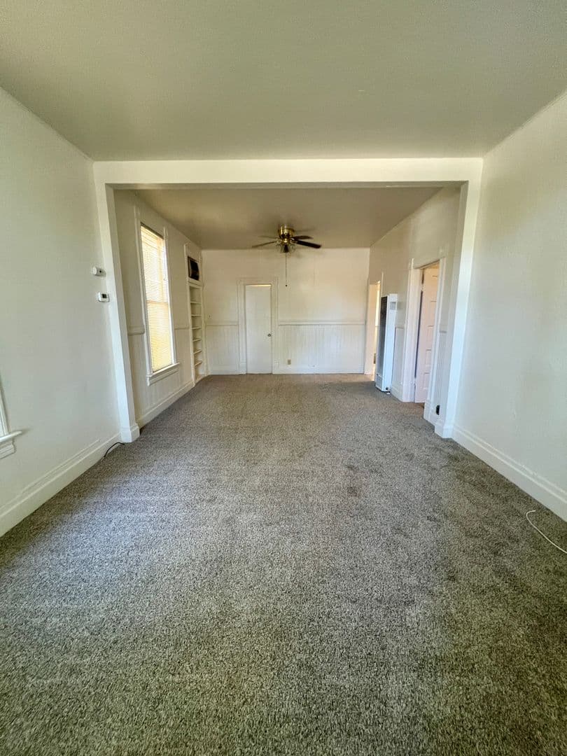 Red Bluff House: 1044 Lincoln St.