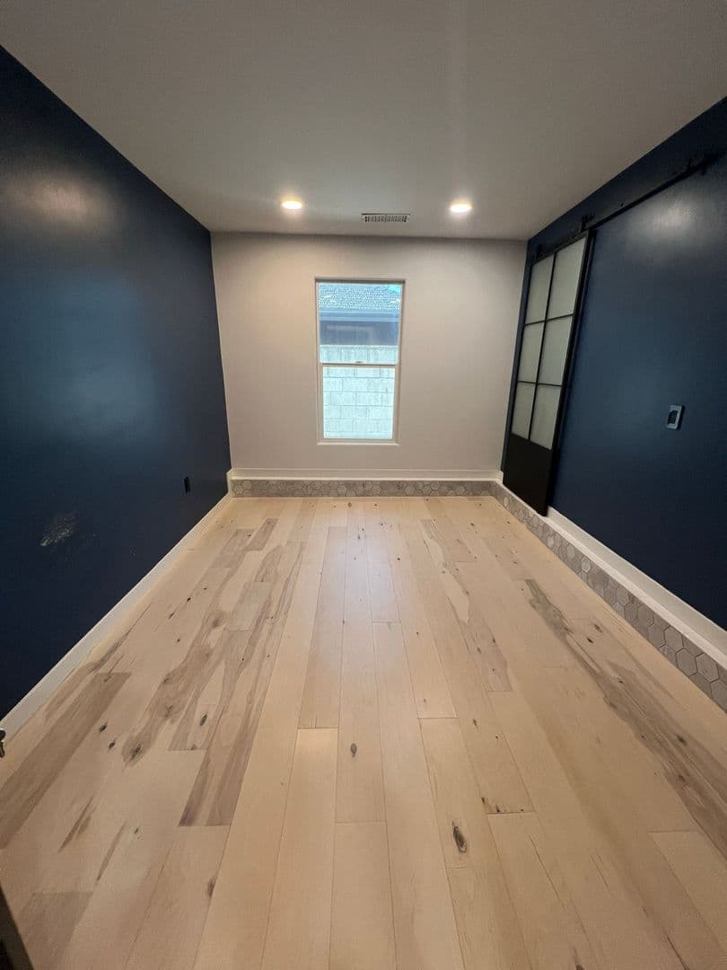 Red Bluff House: 240 1/2 Beverly Ave