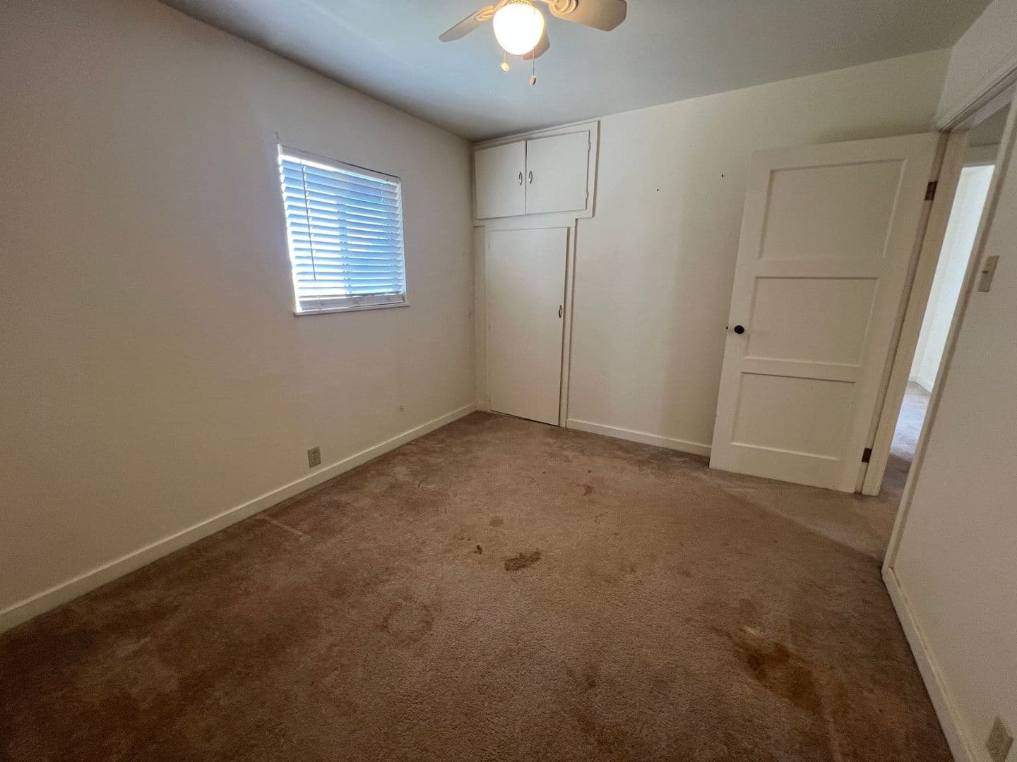 Red Bluff House: 11914 Rawson Rd
