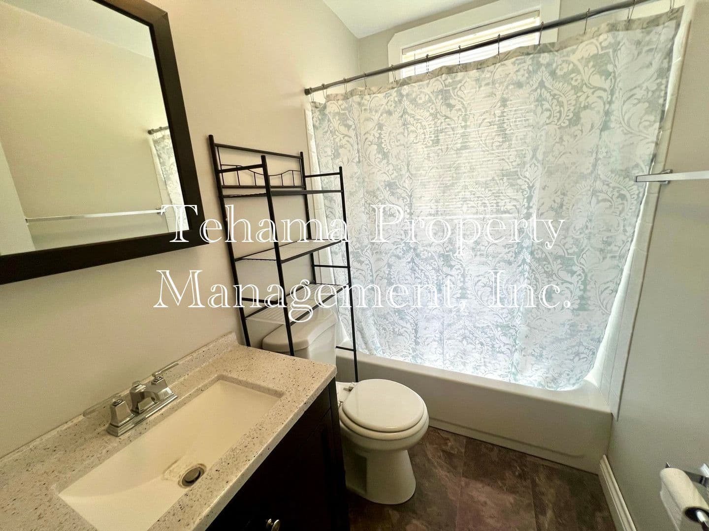 Red Bluff Apartment: 1051 Washington Street