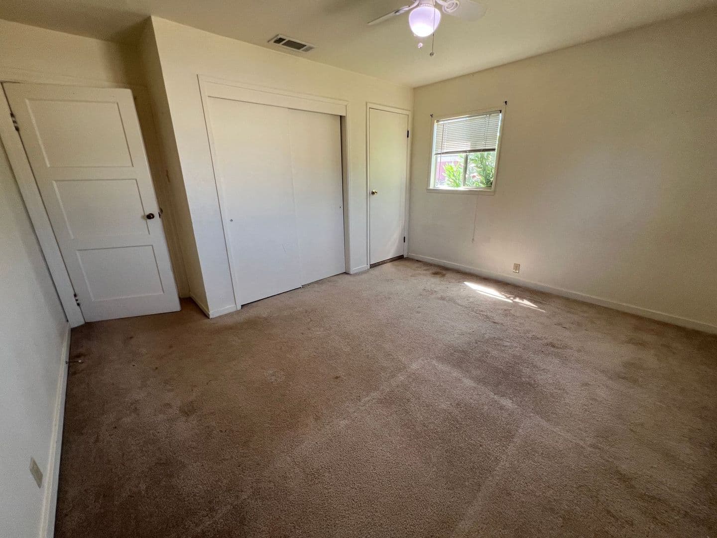 Red Bluff House: 11914 Rawson Rd
