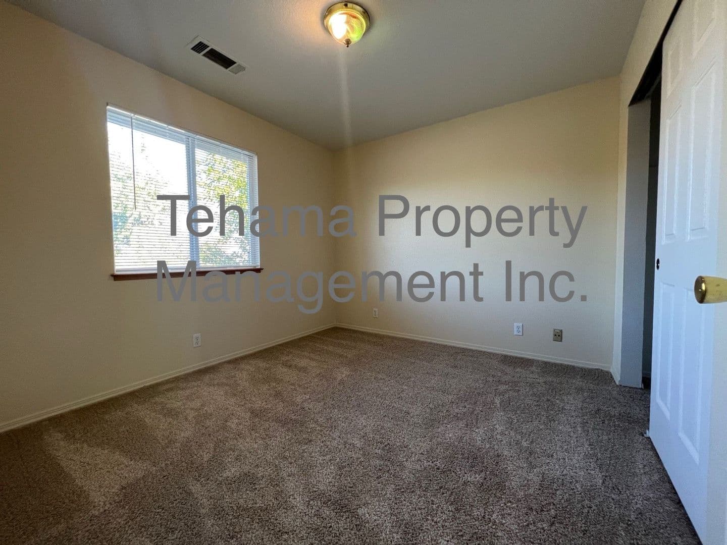 Red Bluff Apartment: 1070 Lakeside Dr.