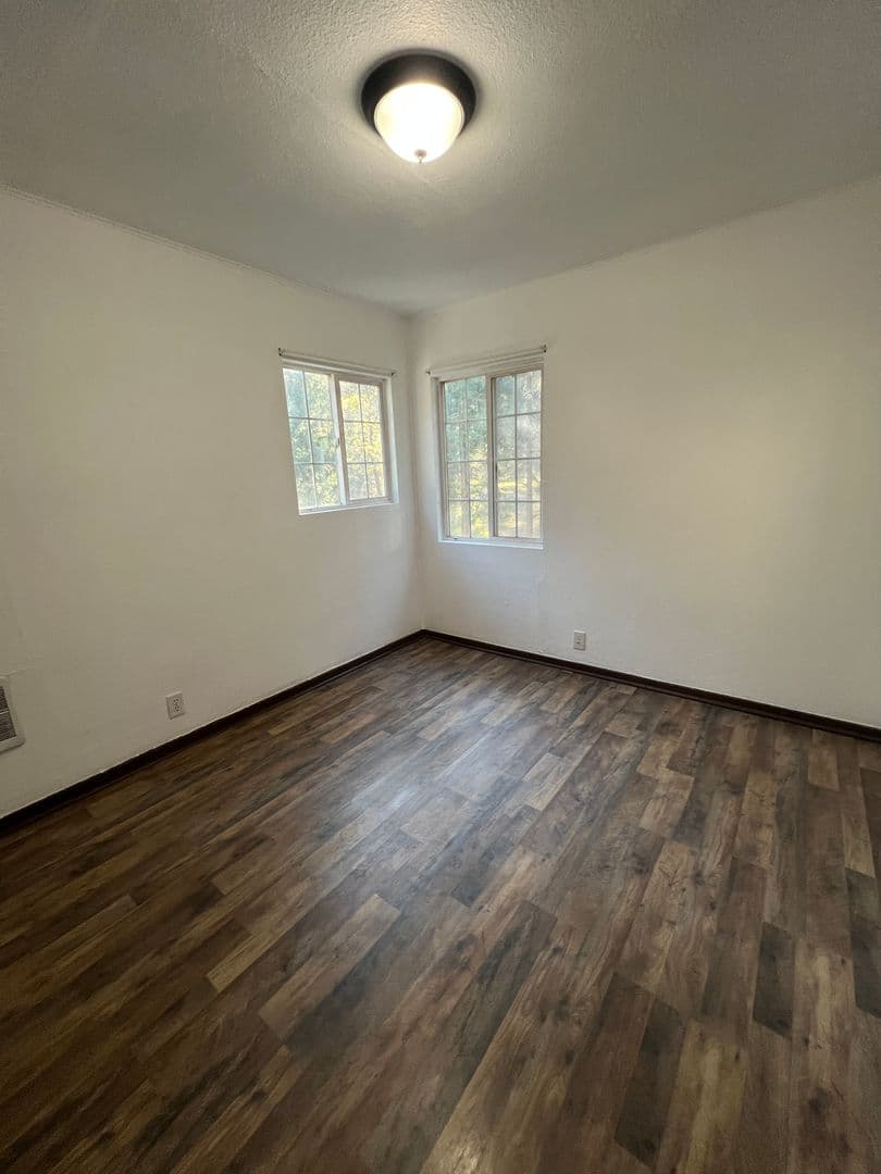 Shingletown Apartment: 6914 Mobile Park Drive