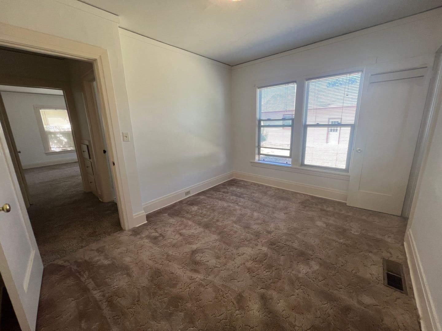 Red Bluff Apartment: 925 Lincoln Street