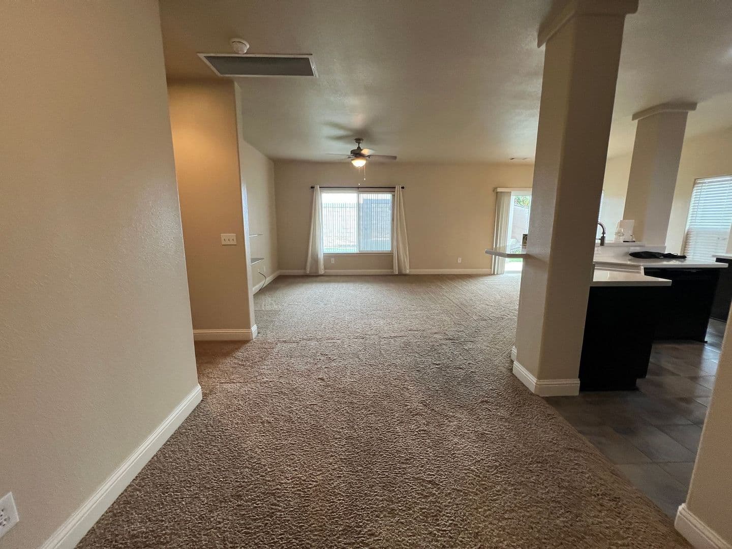 Red Bluff House: 371 James Ave