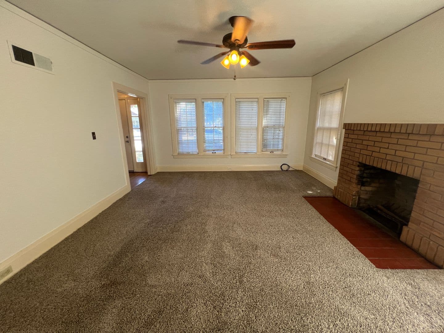 Red Bluff Apartment: 925 Lincoln Street