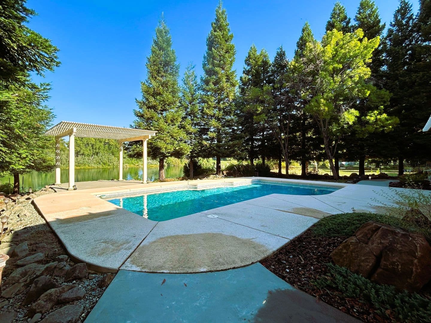 Red Bluff House: 120 Agua Verdi Dr.