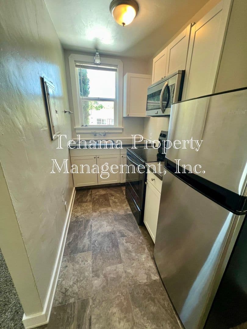 Red Bluff Apartment: 1051 Washington Street