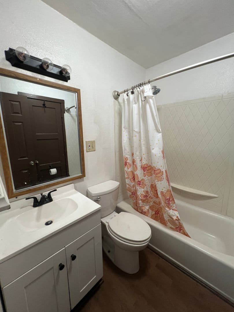 Shingletown Apartment: 6914 Mobile Park Drive